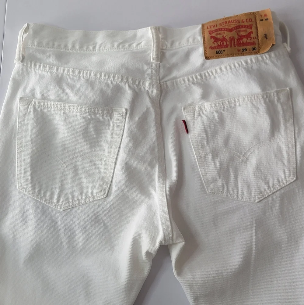 Levi's Straight Jeans in White